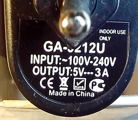 Ginzzu GA-3212UB/S3 — шильдик
